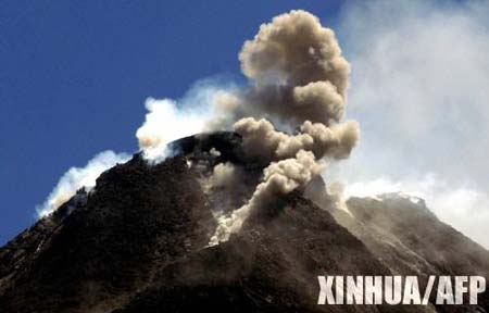 全球关注焦点，最新火山爆发新闻与火山灾害及其影响概述